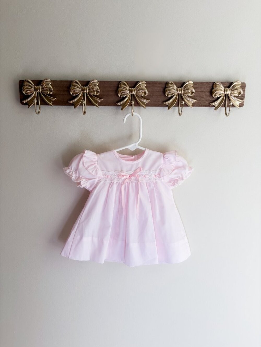 Alexis girls size 3 months Pink Baby Dress Puff Sleeve Lace Ribbon Toddler Dress